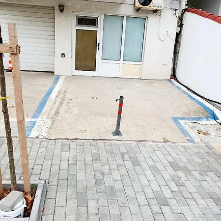 Treti Mart North Apartment