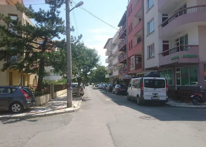 Apartman Treti Mart North